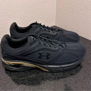 Under Armour Mens Apparition Running Shoes  Black / Metallic Gold Men's Size 12